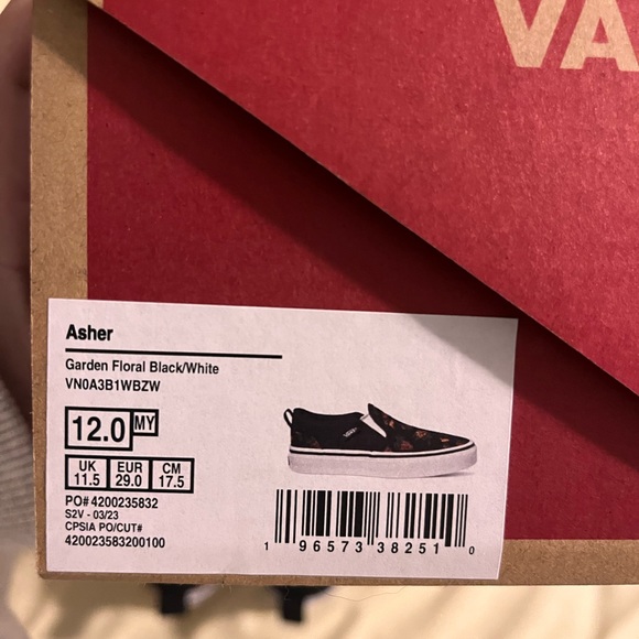 Girls Vans sneakers - Picture 4 of 4